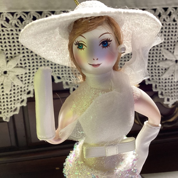 Doll hanging ornament full of glitz and glam DOLLS OF ELEGANCE. COLLECTION - Picture 2 of 9